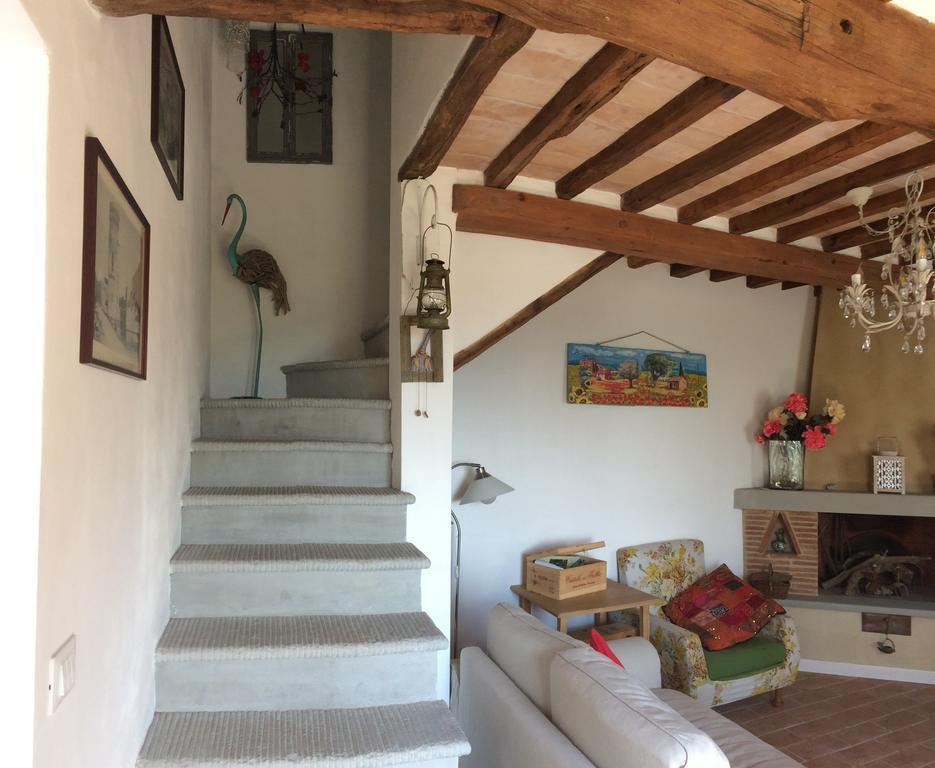 La Casina Delle Rondini Vendégház Corsanico-Bargecchia Kültér fotó