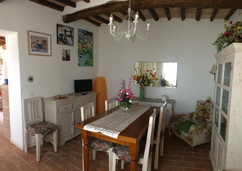 La Casina Delle Rondini Vendégház Corsanico-Bargecchia Kültér fotó