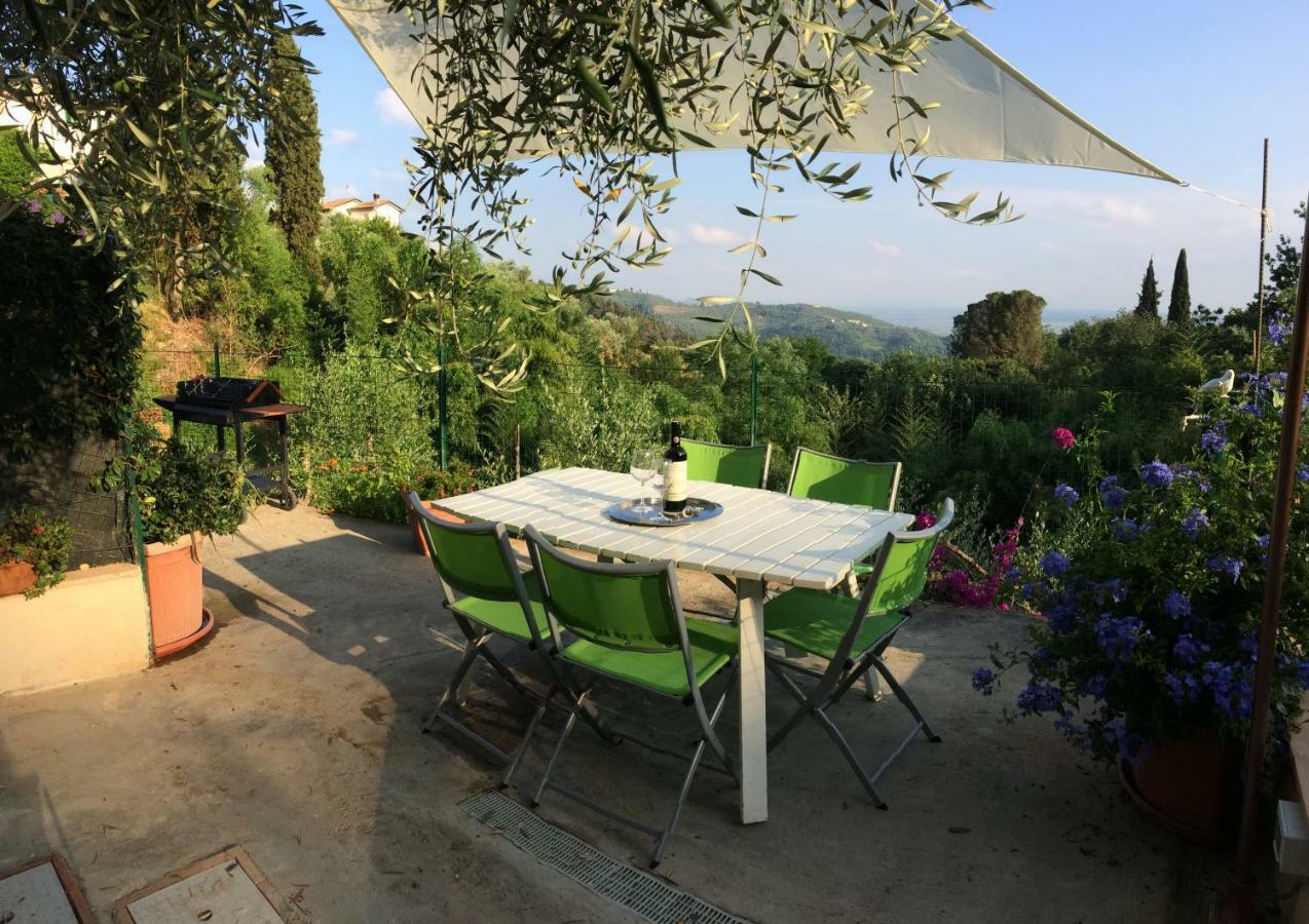 La Casina Delle Rondini Vendégház Corsanico-Bargecchia Kültér fotó