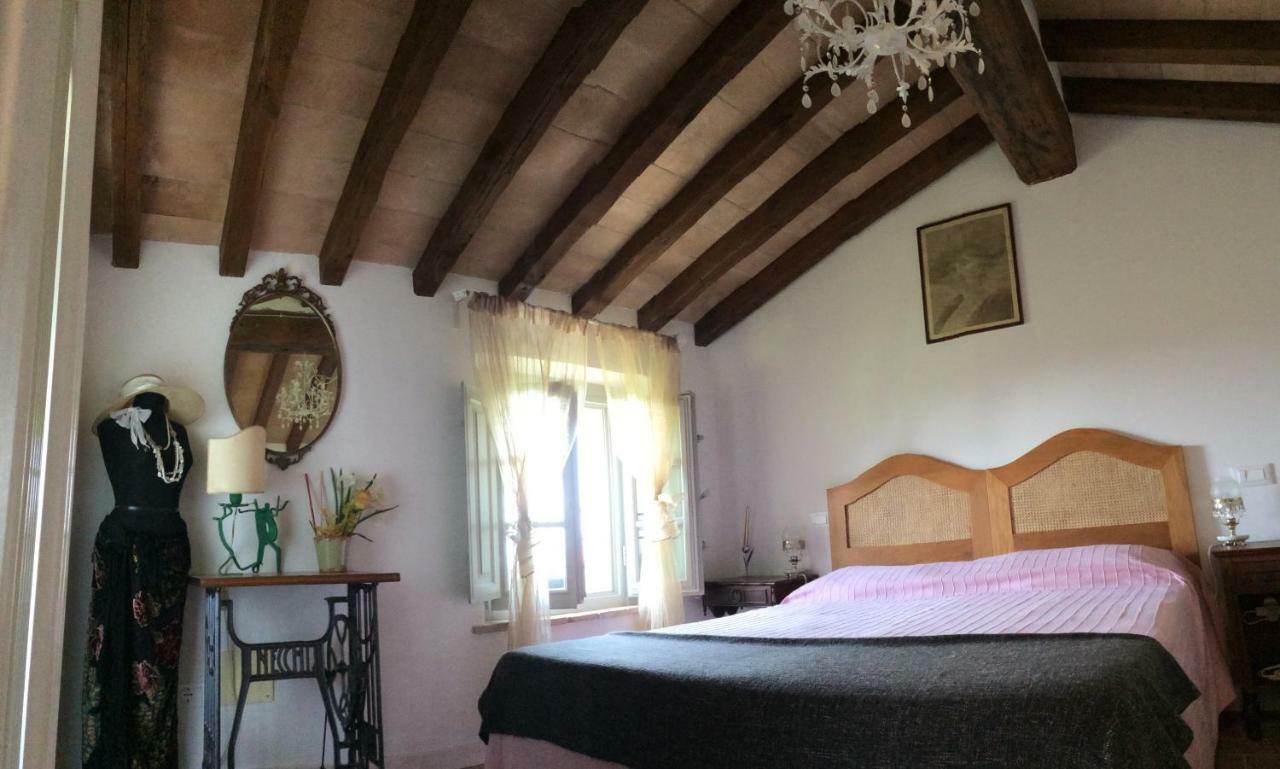 La Casina Delle Rondini Vendégház Corsanico-Bargecchia Kültér fotó